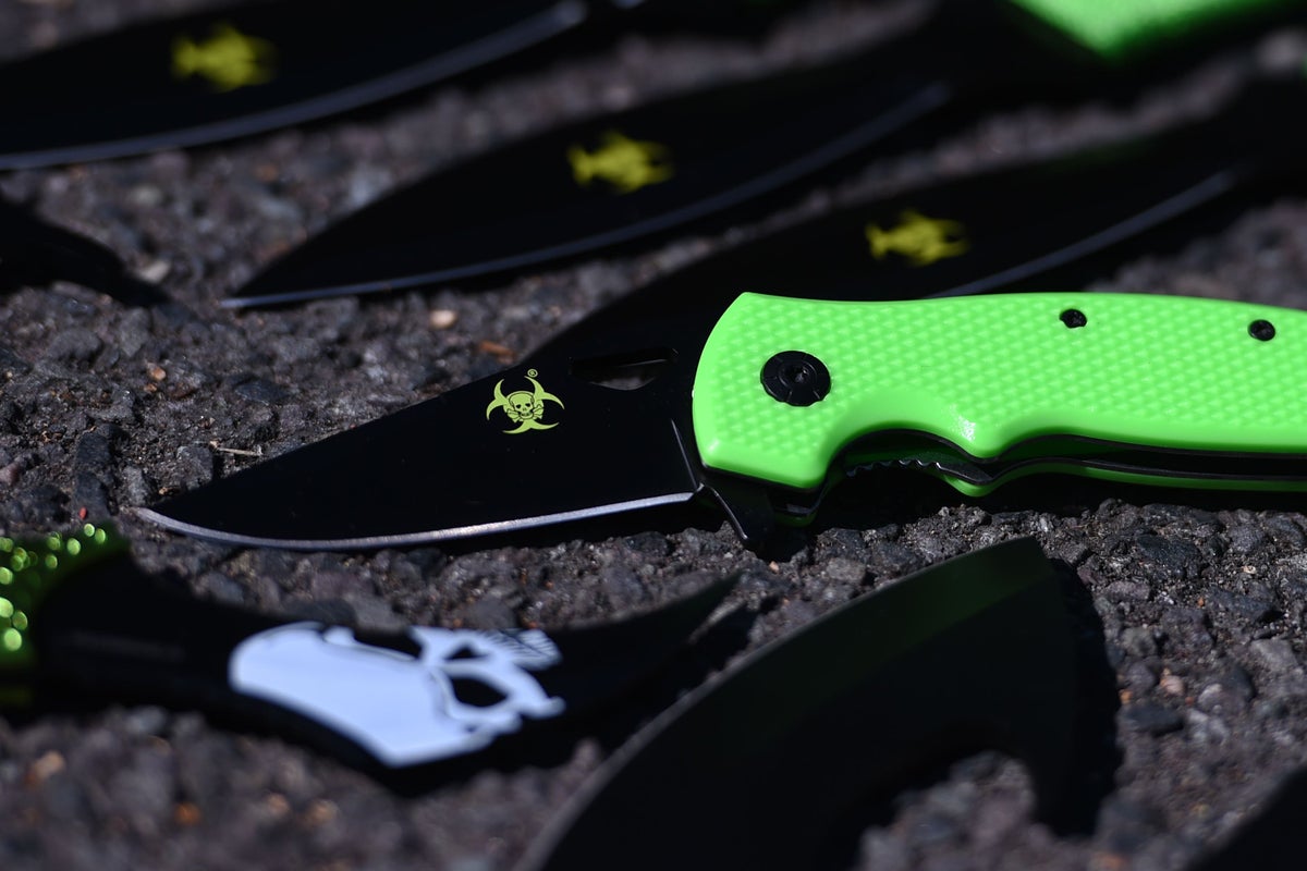 Zombie Style Knives What Are They And What Are The New Rules Around Them   BB1hb7Rt.img