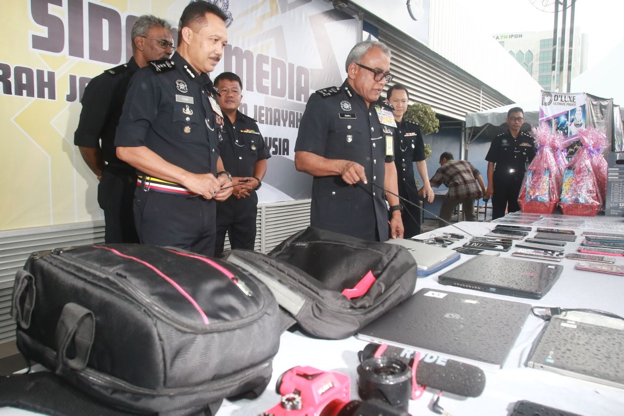 Illegal Crypto Investment Scheme Syndicate Busted, Various Items Seized ...