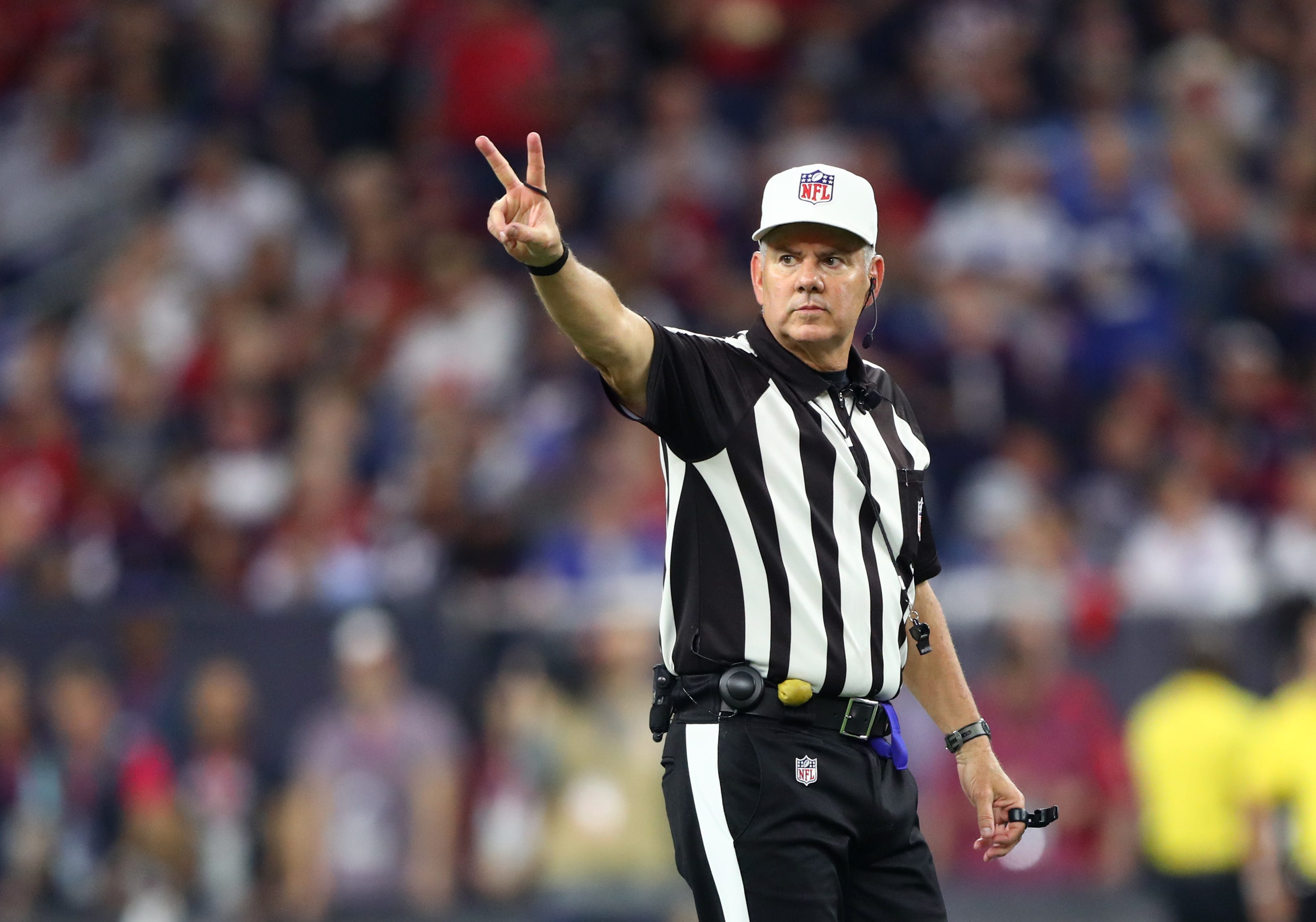 What Super Bowl 2024 Referee Bill Vinovich Does As A Day Job Away From   BB1hbx5d.img