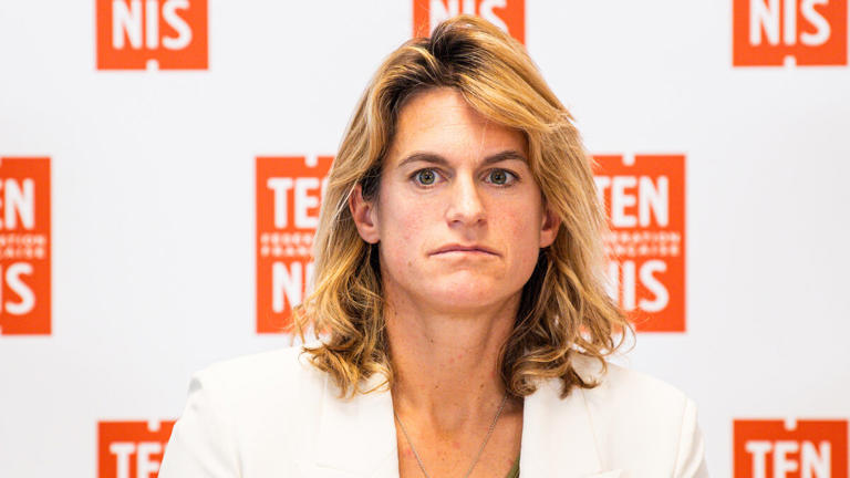 Tennis : Amélie Mauresmo a porté plainte pour harcèlement contre son épouse BB1hcHvb