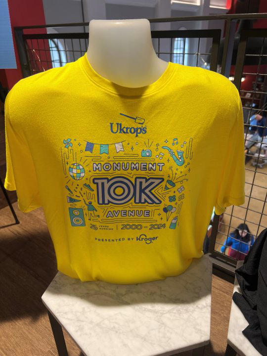 Lace up! Ukrop’s Monument Avenue 10k shirt artwork, medal design for ...