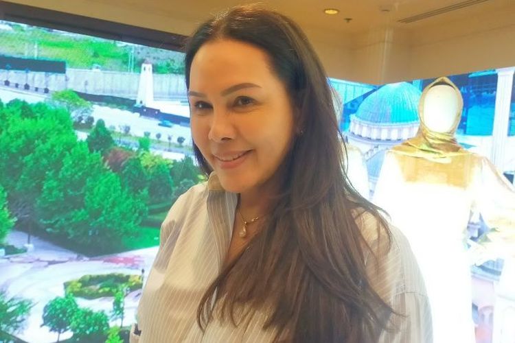 Nikita Mirzani Merasa Dikhianati Reza Gladys, Fitri Salhuteru Kritik Pedas