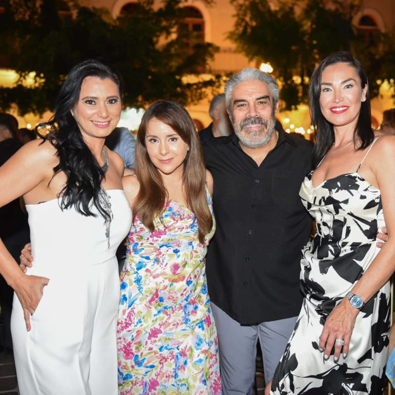 Doali Cañez, Karime Lozano, Luis Gatica y Nadia Islas.