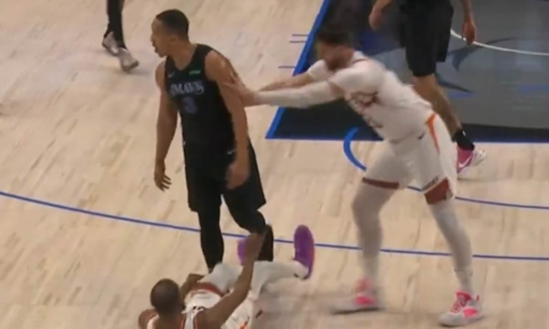 Jusuf Nurkic SHOVES Grant Williams After He Stood Over Kevin Durant