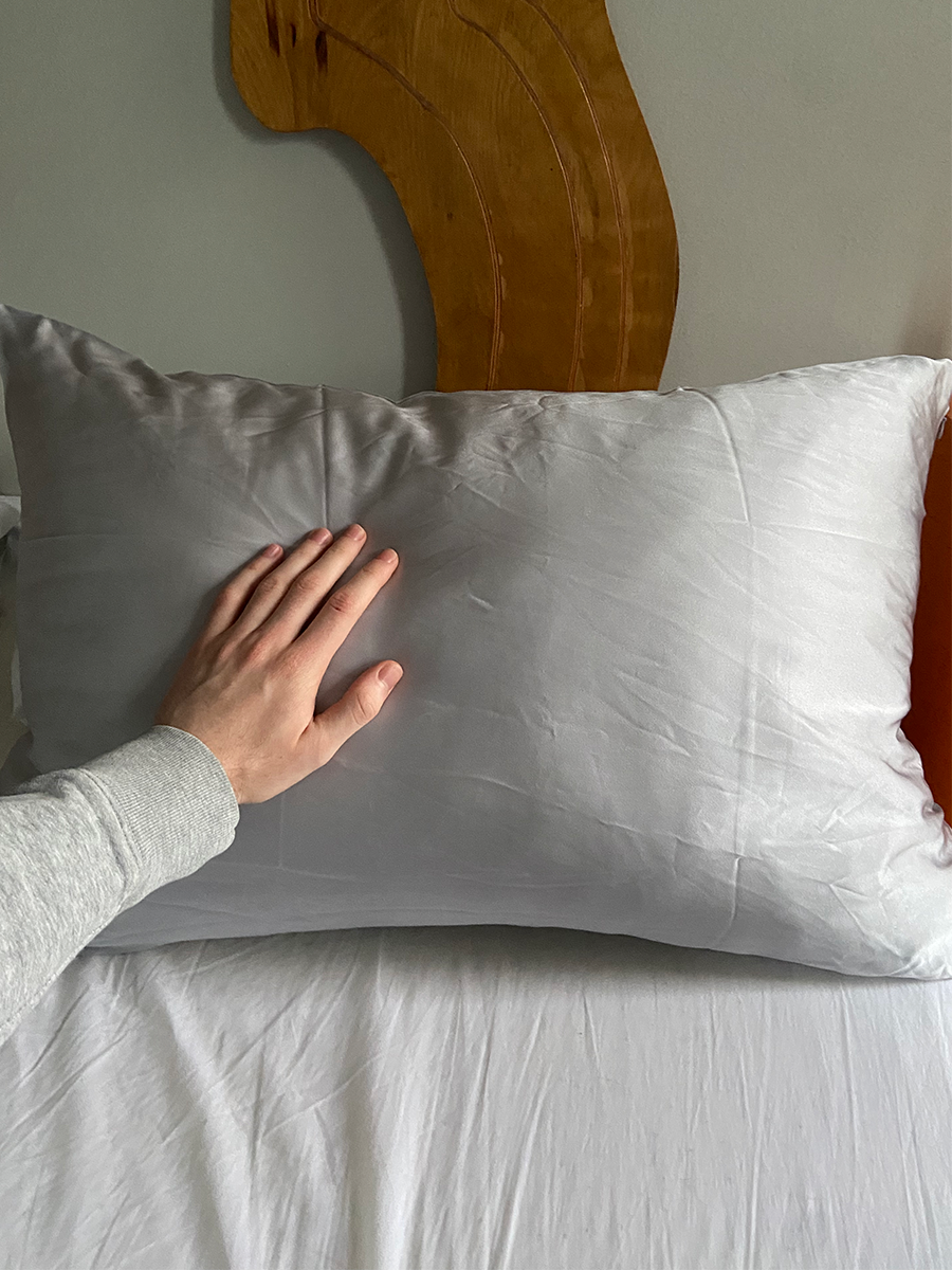 15 Best Silk Pillowcases, Tested and Approved by Glamour Editors