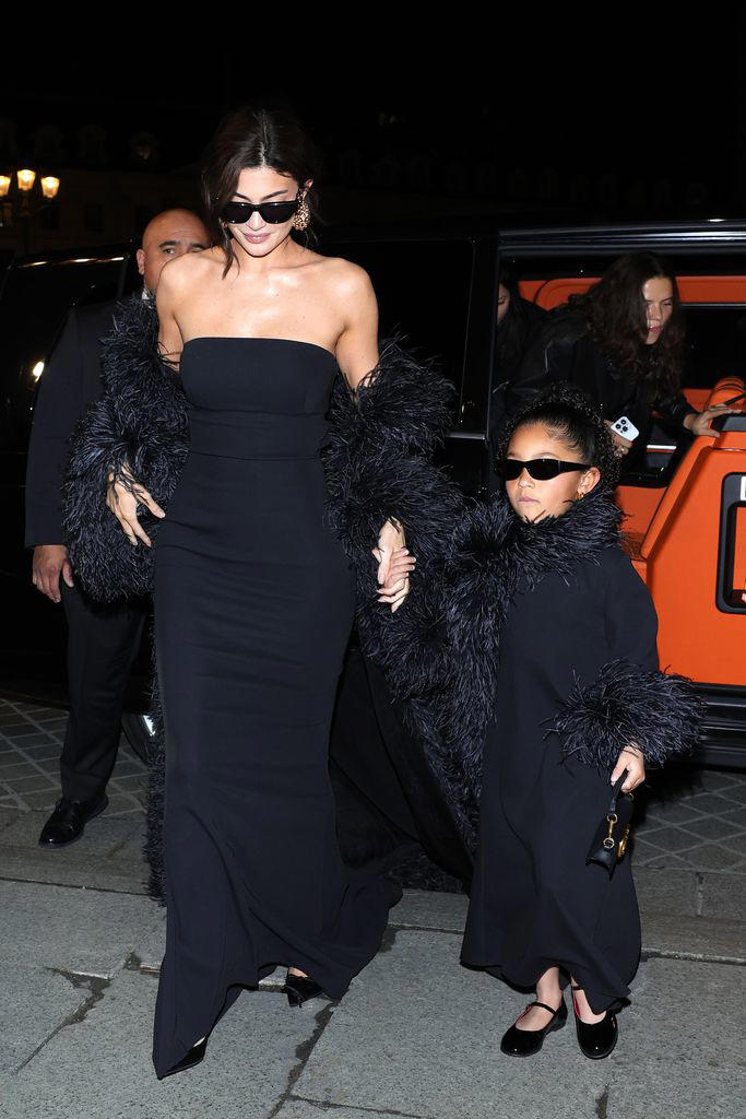 Kylie Jenner and daughter Stormi, 5, are twinning as they rock ...