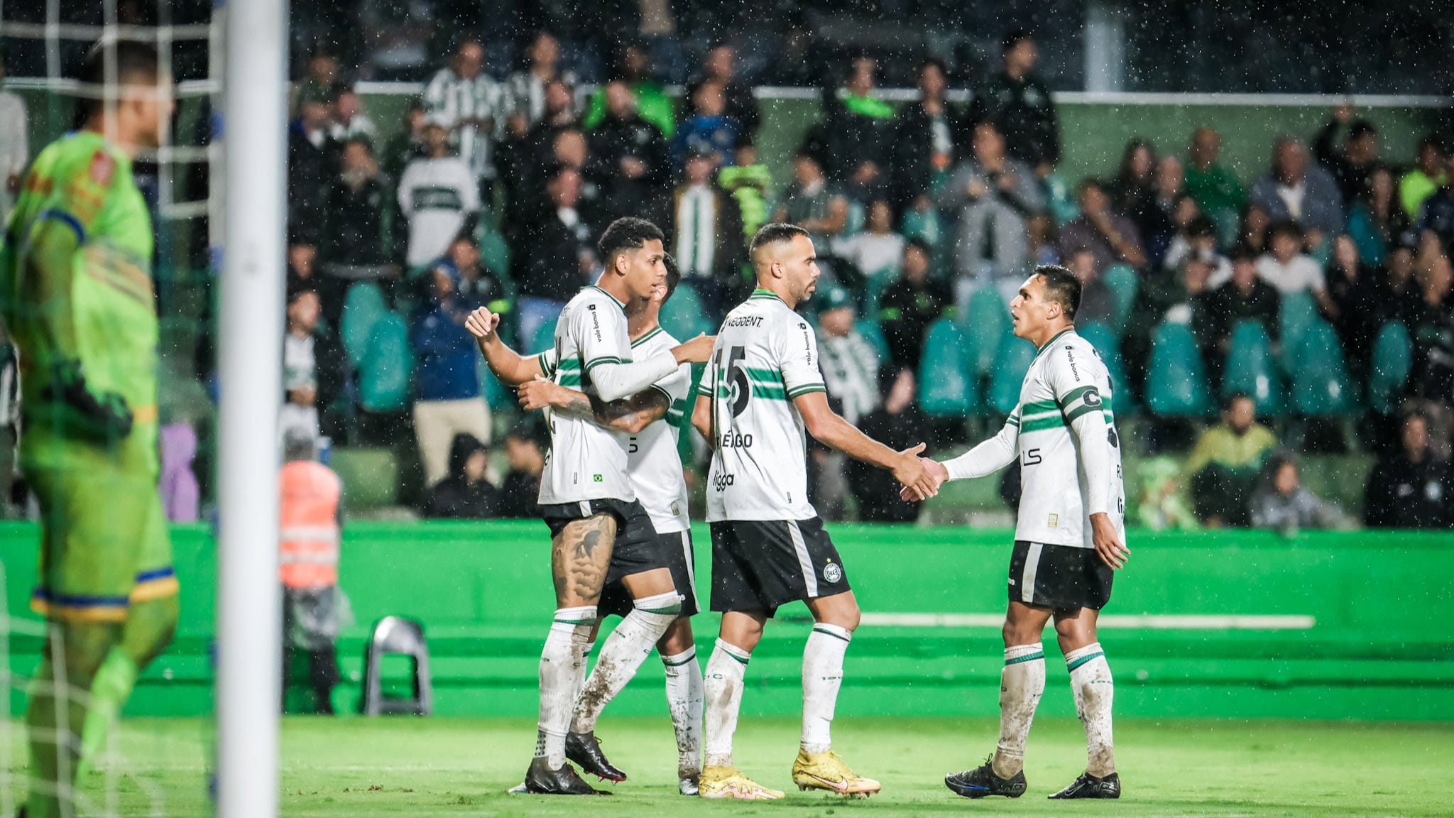 Onde Assistir A Coritiba X Athletico-PR Ao Vivo, Na Internet E Na TV ...