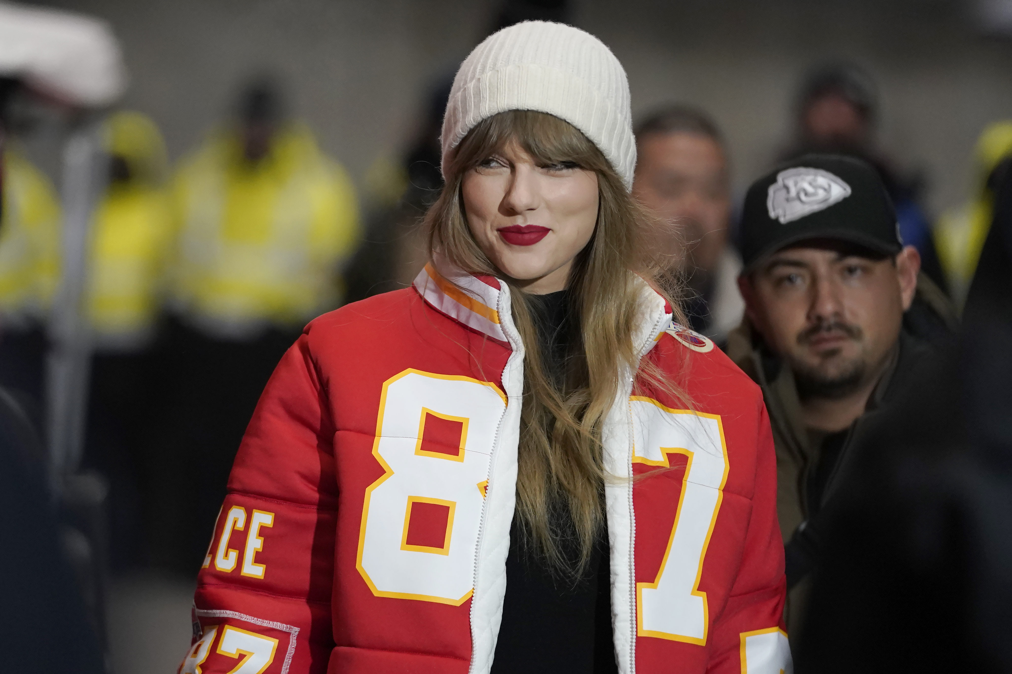 Taylor Swift Supports Travis And Jason Kelce’s ‘New Heights’ Podcast ...