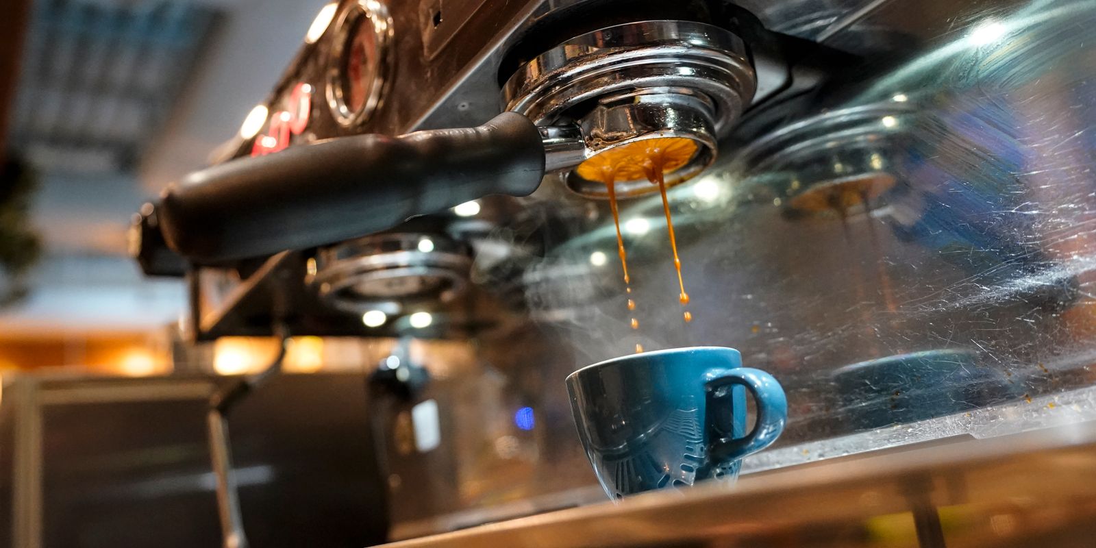 kommer forskare kunna rädda ditt hotade morgonkaffe?