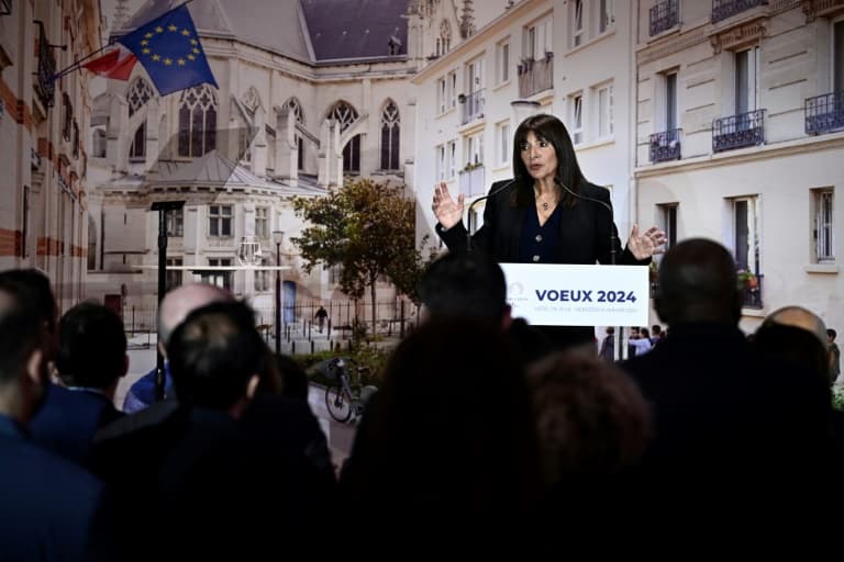 Paris: Anne Hidalgo "n'exclut Rien" En Vue Des Municipales De 2026