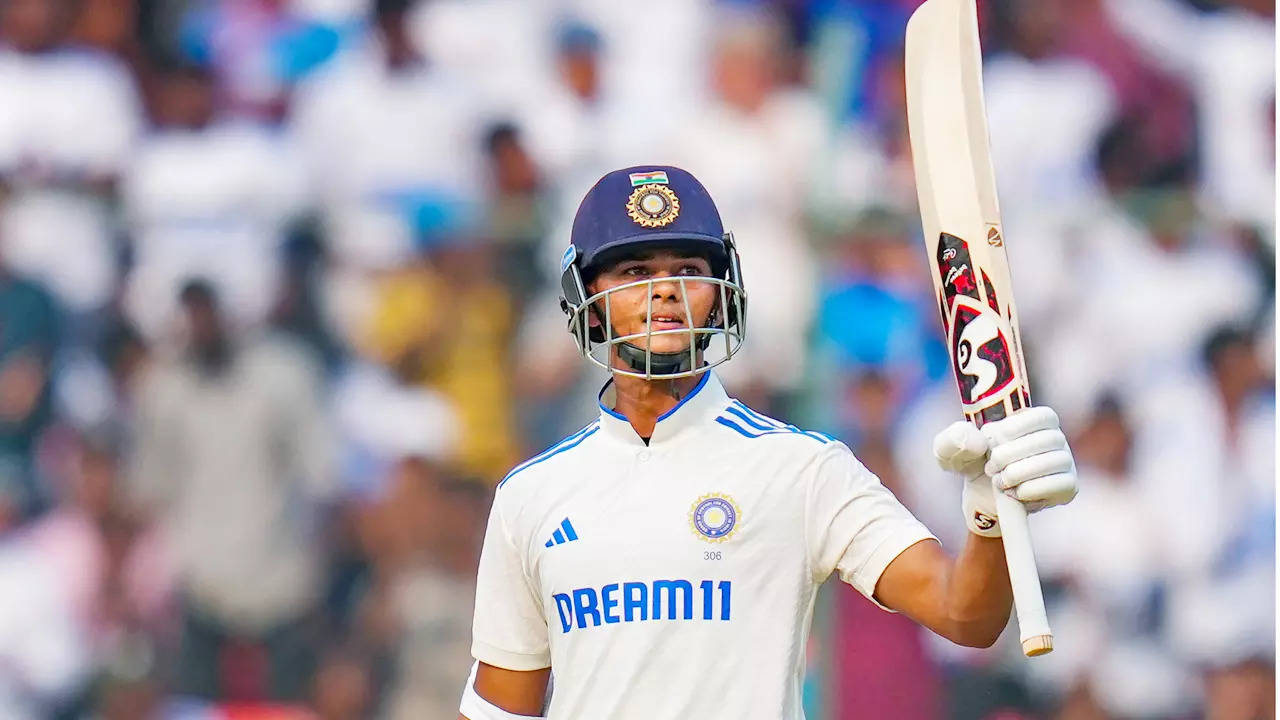 1st Test: Yashasvi Jaiswal Leads India's Reply After Spinners' Show On ...