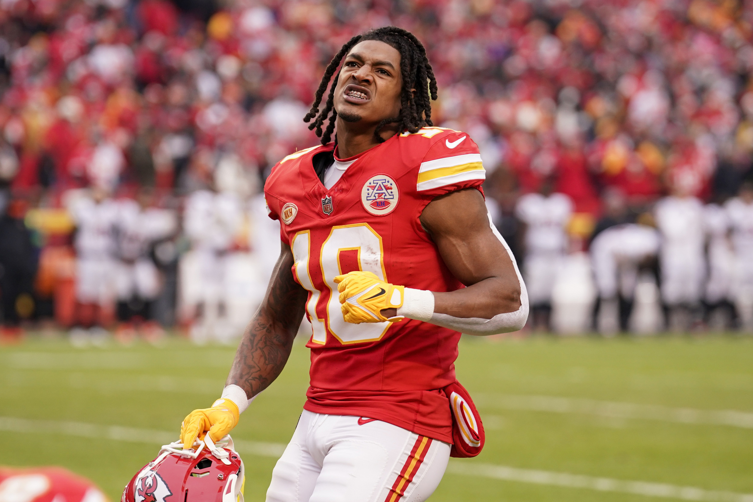 kansas city chiefs offensive weapon has troubling new injury ahead of afc championship game