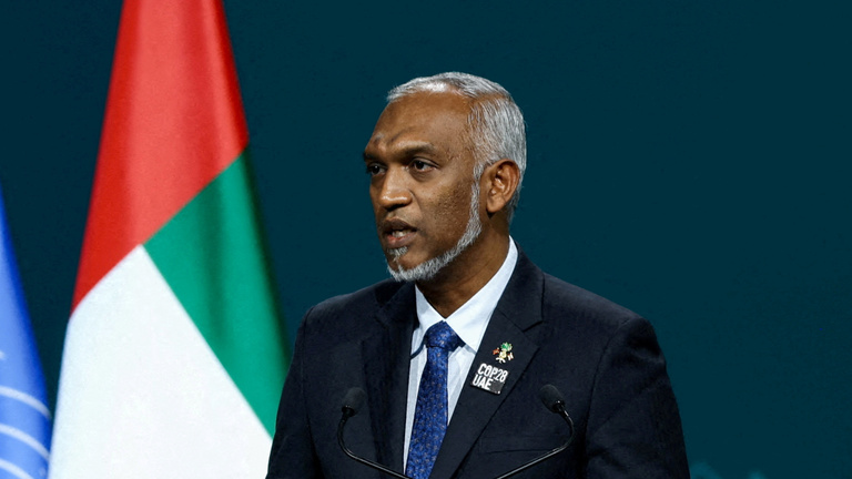 india a maldív-szigetek kérése ellenére nem utasította katonáit arra, hogy hagyják el az országot