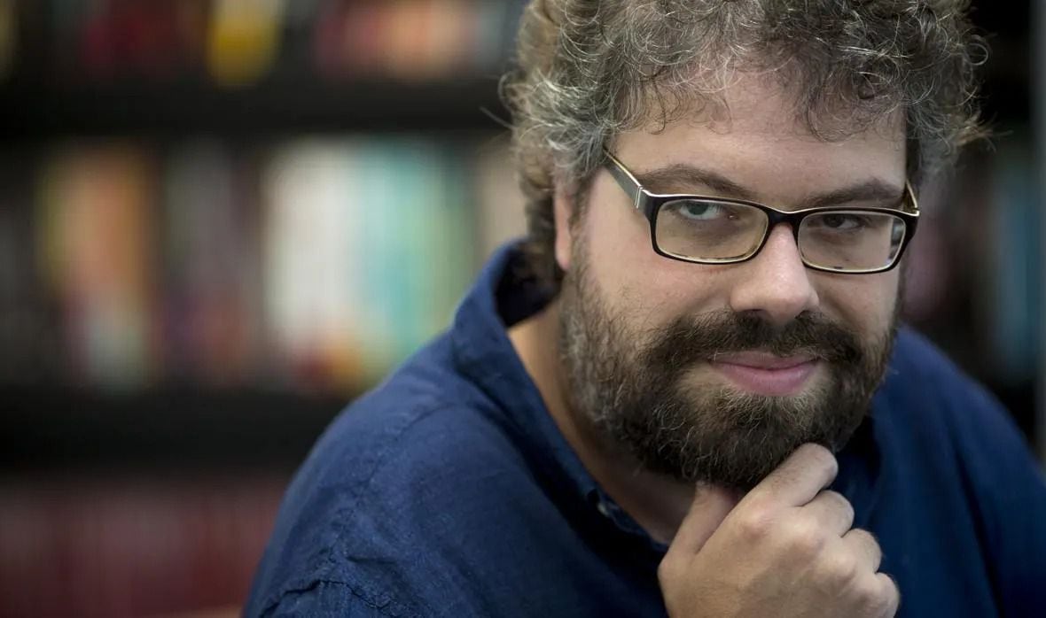 escritor español sergio del molino obtiene el premio alfaguara de novela 2024