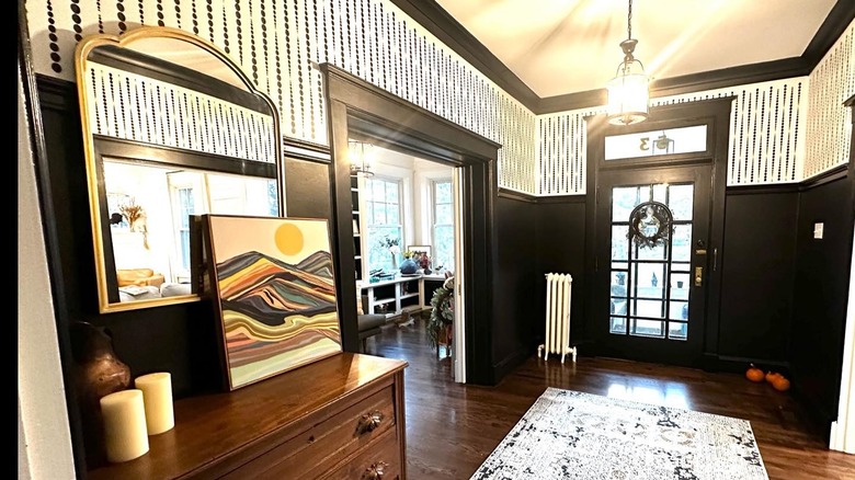 12 showstopping rooms that'll convince you to paint your trim black