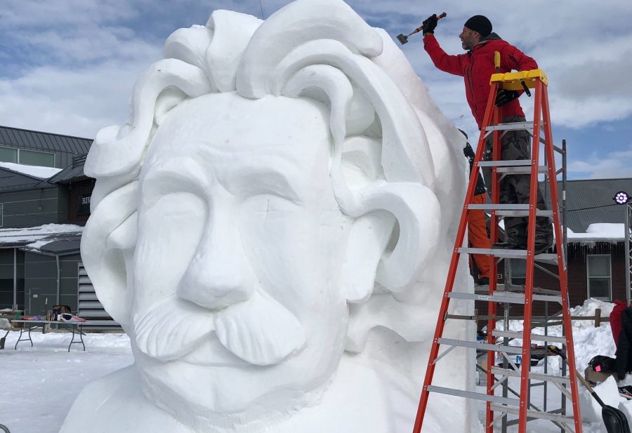 Breckenridge Snow Sculptures From 12 Foot Blocks To Winter Masterpieces   BB1hfQj2.img