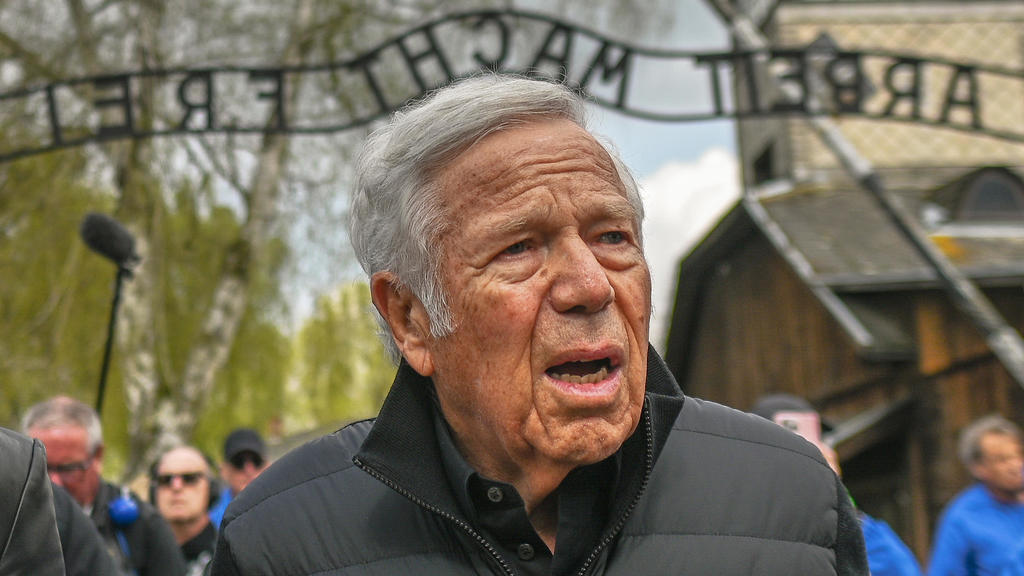 Robert Kraft's Super Bowl Ad Will Highlight His Foundation To Combat ...