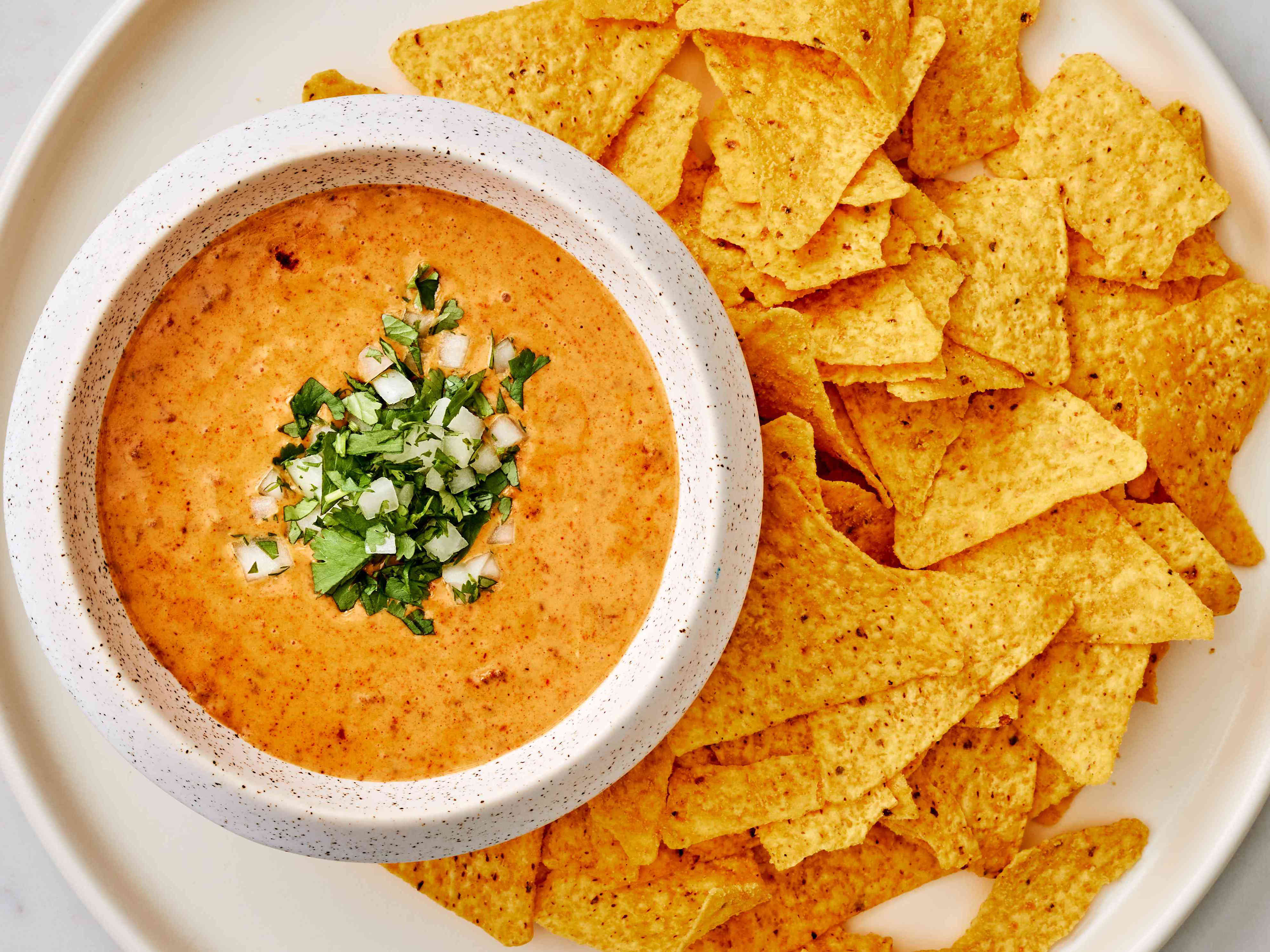 This Homemade Copycat Chili's Skillet Queso Is Better Than The Original