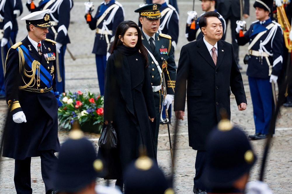 skandal tas dior, ini harga tas tangan yang diterima istri presiden korea selatan