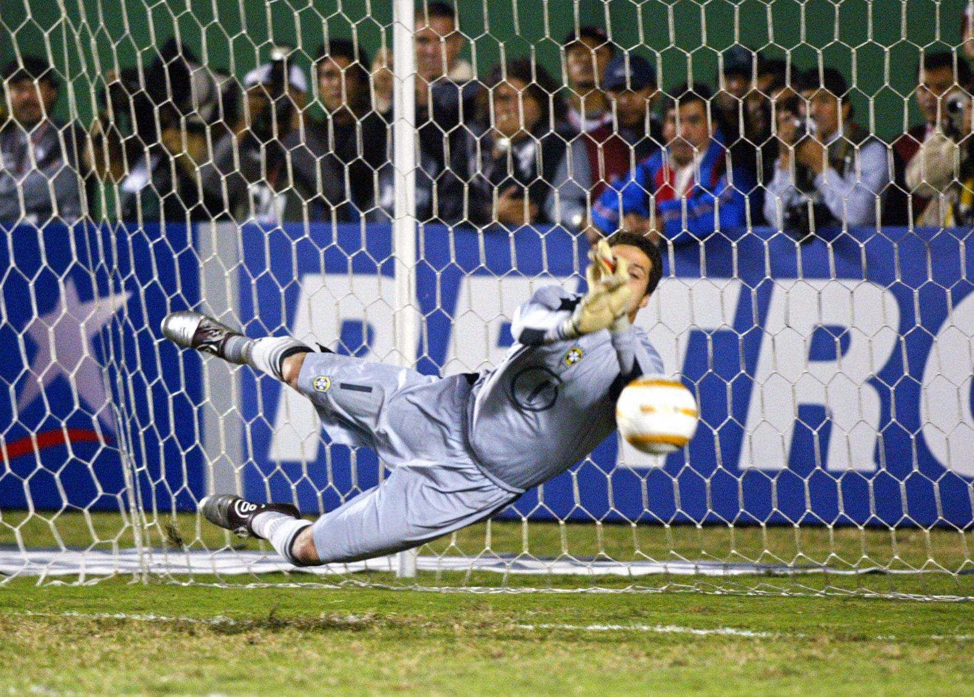 <p>                     One of the greatest Brazilian goalkeepers of all time, Julio Cesar was known for his rapid reflexes, his agility and his athleticism.                   </p>                                      <p>                     A penalty specialist, he saved a spot-kick from Andres d'Alessandro as Brazil beat Argentina in a shootout to win the 2004 Copa America and was first choice for Inter as the Nerazzurri won five Serie A titles in the second half of the 2000s, culminating in a treble triumph in 2009/10.                   </p>