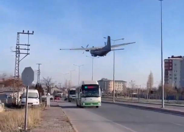 Turkish military plane captured flying low over drivers in emergency ...