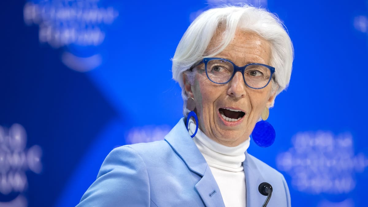 Wegen Gestiegener Inflation: EZB-Chefin Christine Lagarde Lässt Zinsen ...