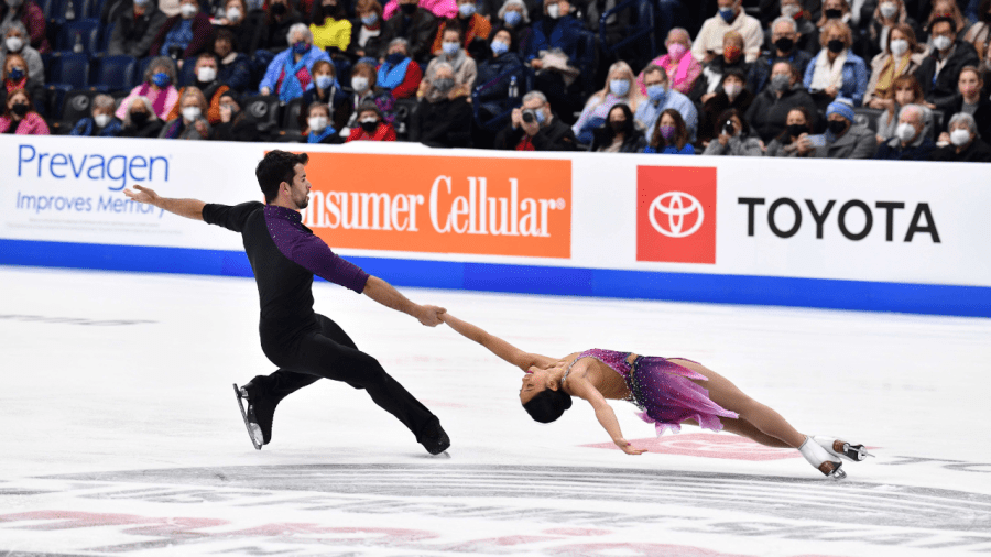 what tara lipinski and johnny weir have to say about figure skating in columbus