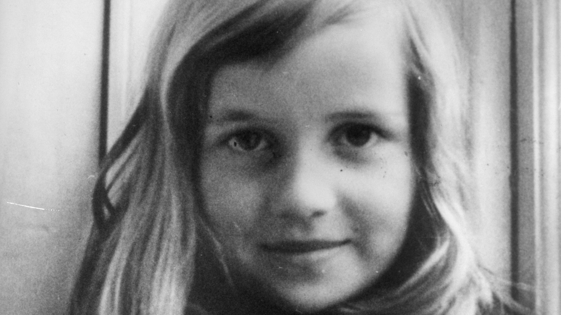 <p>                     It's well known that Diana has three siblings: Lady Sarah McCorquodale, Charles Spencer, and Lady Jane Fellowes. But what is perhaps less known, is that the four Spencer siblings did, at one point, have another brother, who sadly passed away just hours after he was born.                   </p>                                      <p>                     John was the third child born to Diana’s parents Frances and John, in January 1960, a year before Diana herself was born. Of course, this means that Diana and her younger brother Charles (born in 1964) never got to meet their older brother.                   </p>                                      <p>                     Diana’s brother Charles paid a rare tribute to their late sibling on Instagram in 2022, sharing an image of his gravestone, which he had recently cleaned up. Charles wrote, "Looking as it should, now… I never knew my older brother, John, and live 100 miles from his grave - but, seeing it last summer, realised serious action was required. Thank you, BB, for making it look as it should."                   </p>