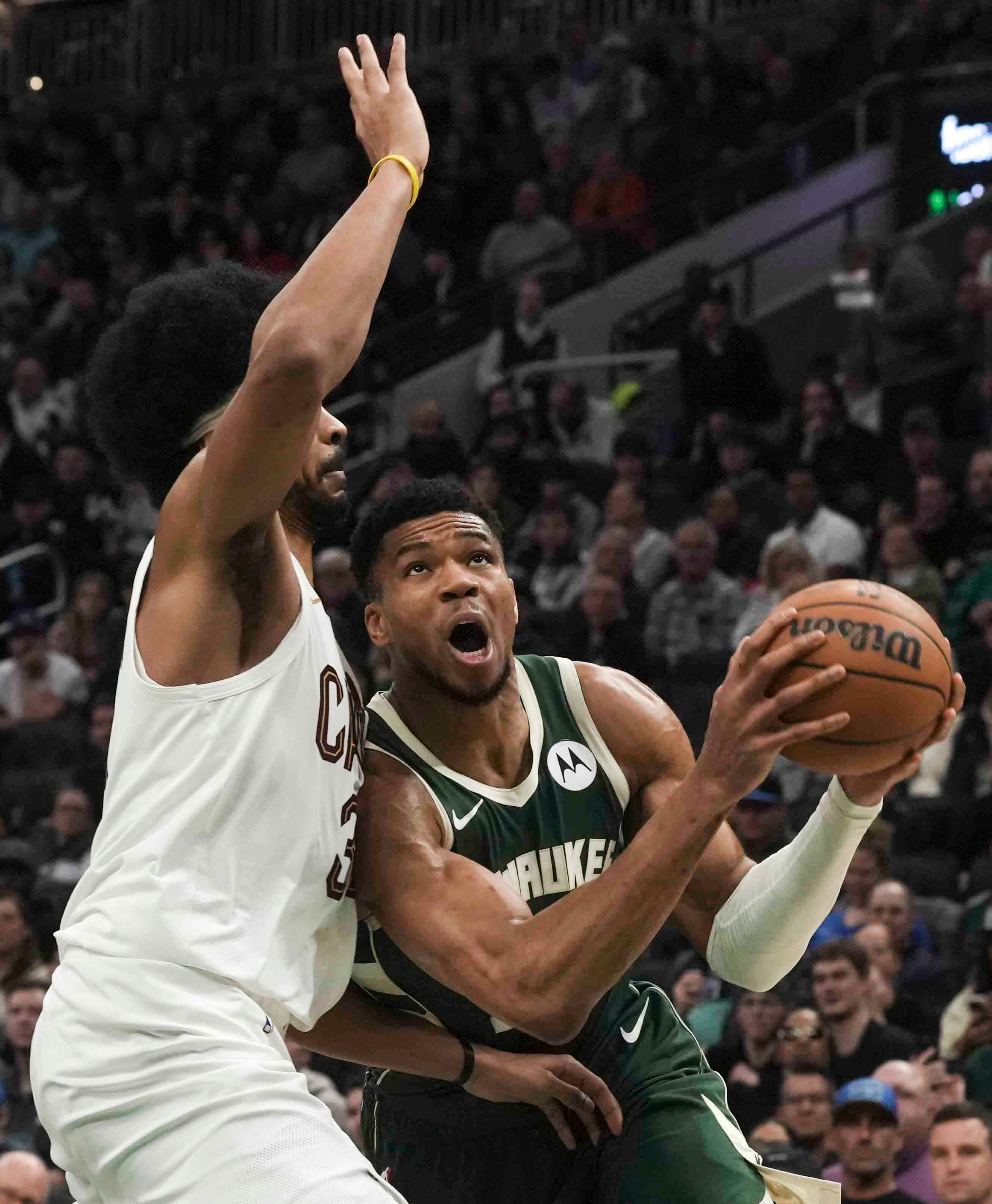 Cavaliers Slow Down Giannis Antetokounmpo, Bucks And Prevail 112-100