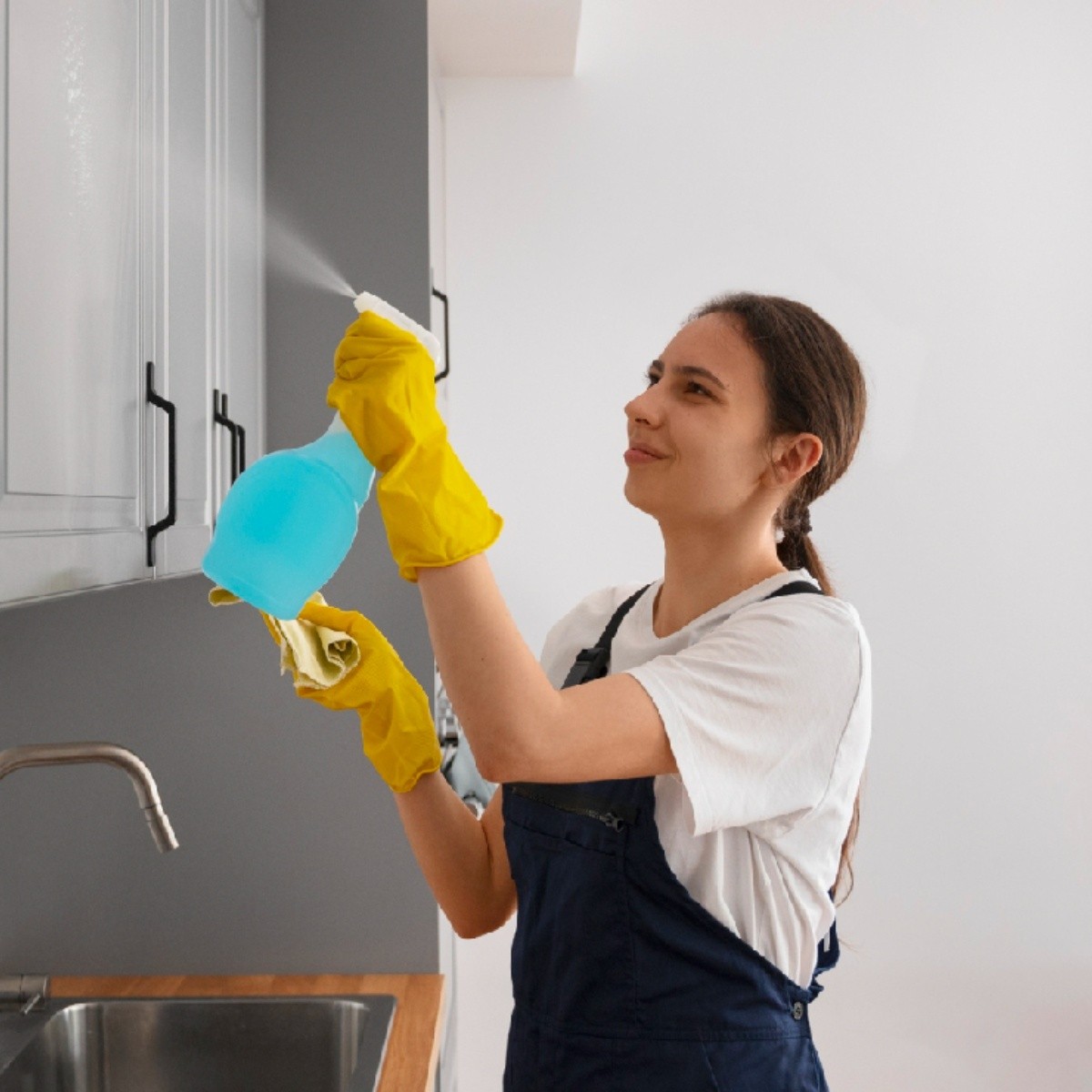 encuentra la armonía en casa: 5 hábitos de limpieza para dar la bienvenida al 2024