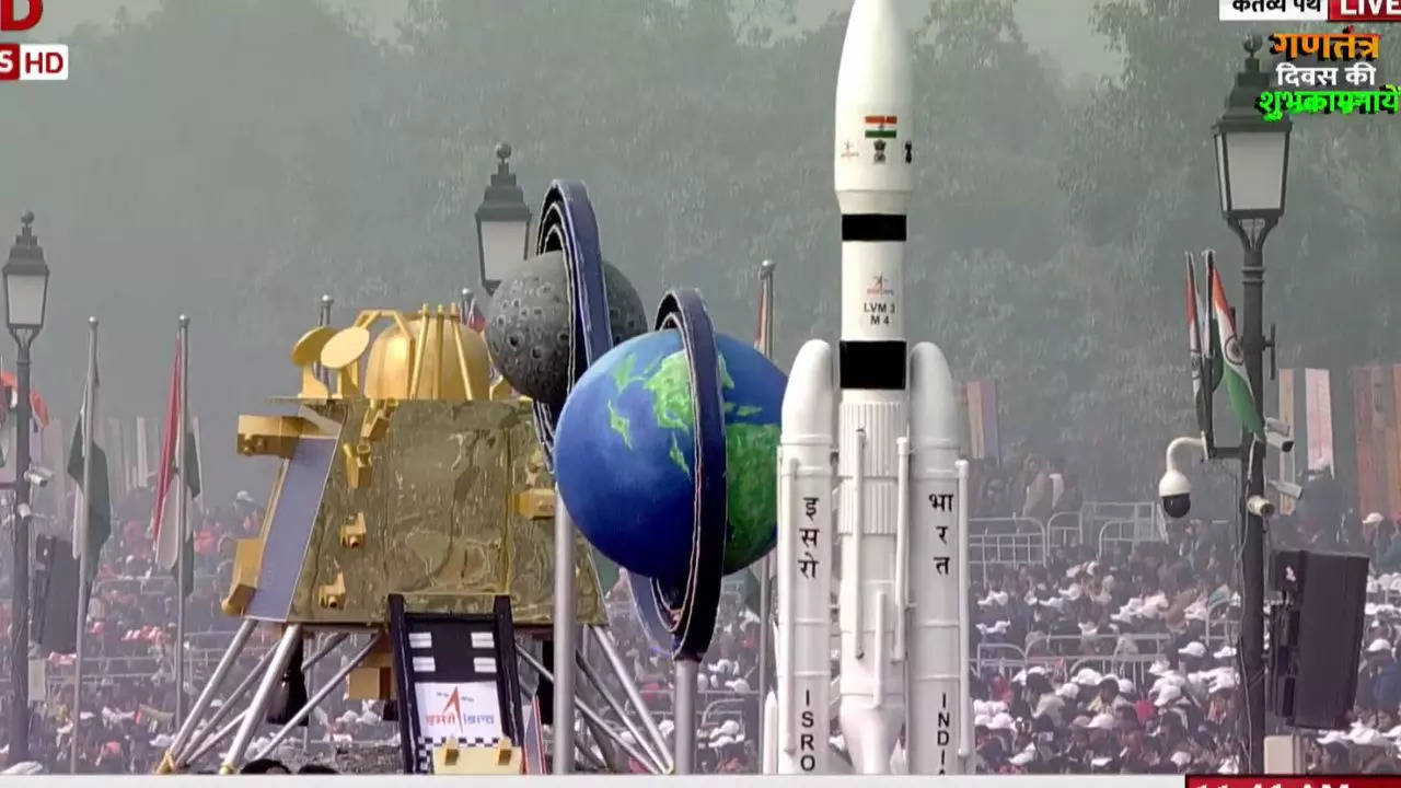 75th republic day parade: isro's tableau highlights lunar and solar missions, women scientists, and space history