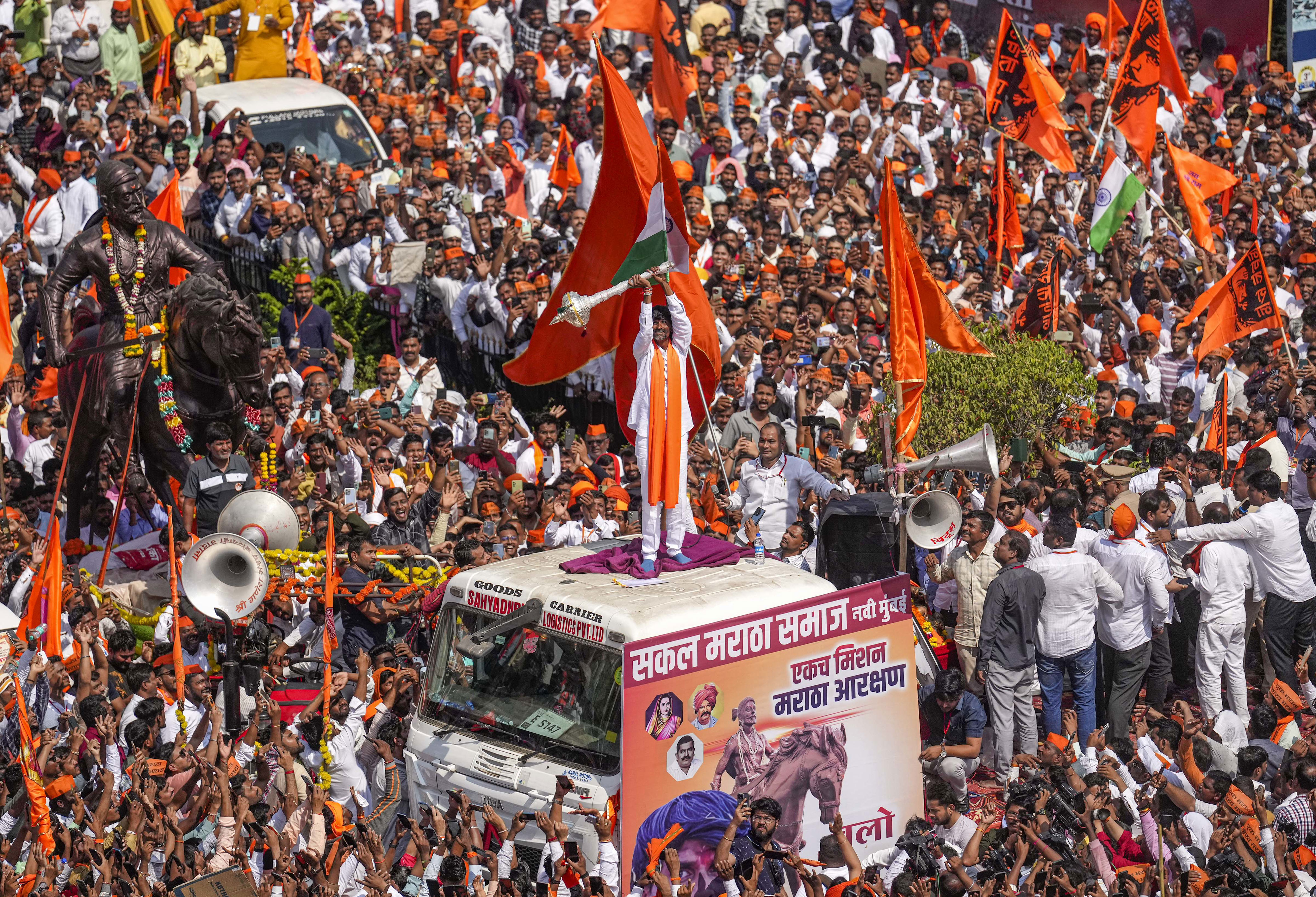 jarange halts at mumbai's doorstep; makes new demand: free education for all marathas