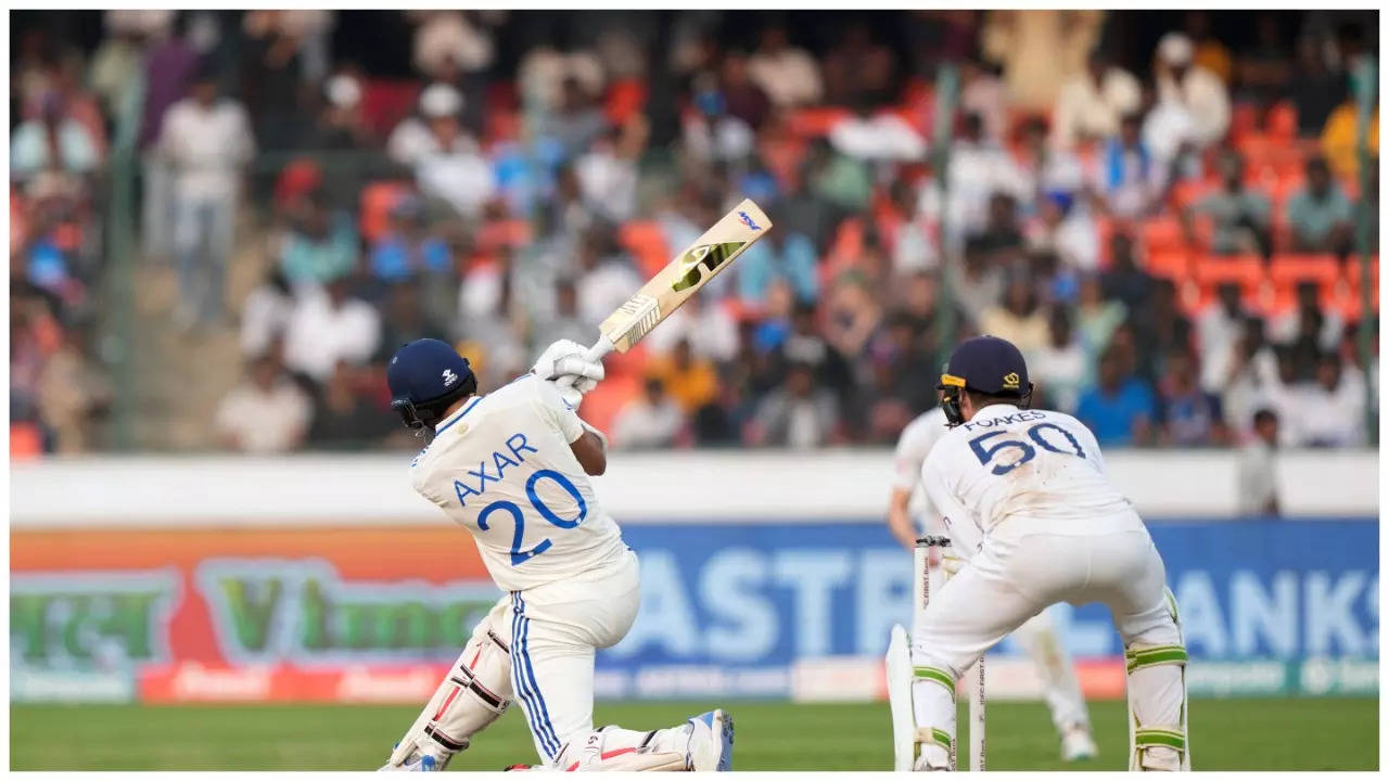 india vs england: axar patel finishes second day's play with 4 6 4- watch