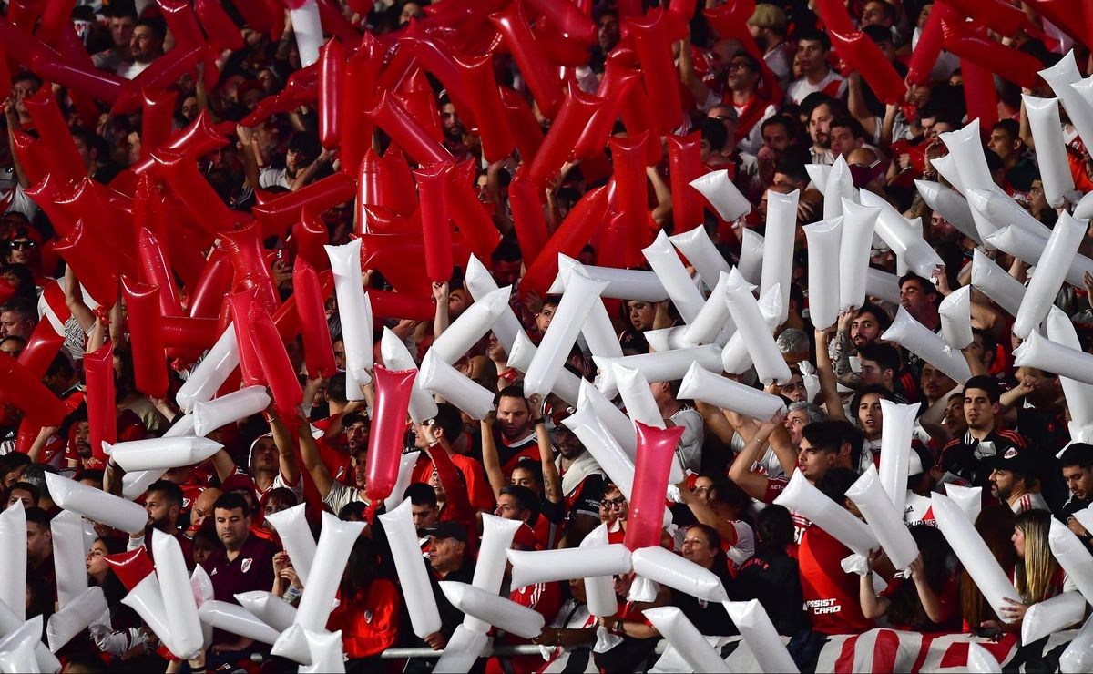 Venta De Entradas Para River Vs. Argentinos: últimos Lugares Y Enojo En ...