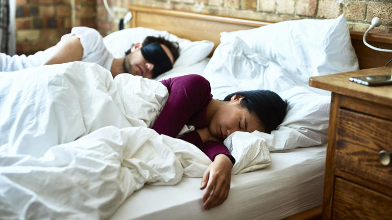 What Is The Scandinavian Sleep Method And How Can It Help You Sleep