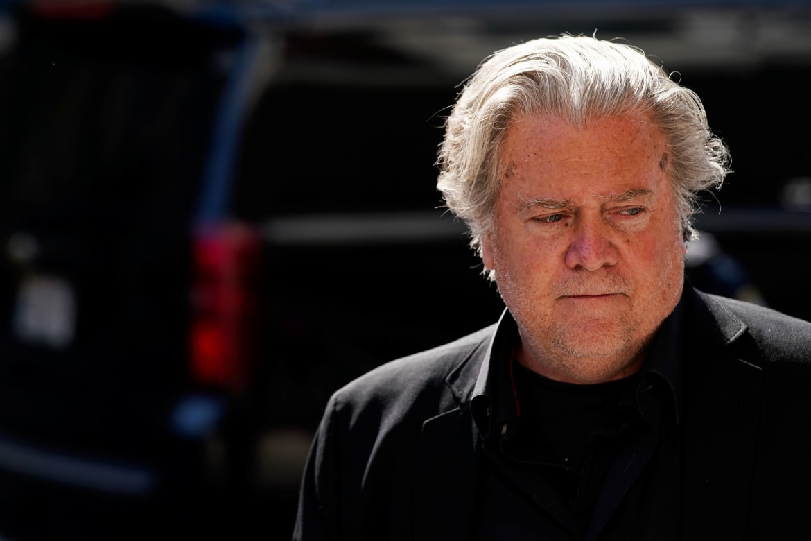 steve bannon admits bank account may have evidence of fraud
