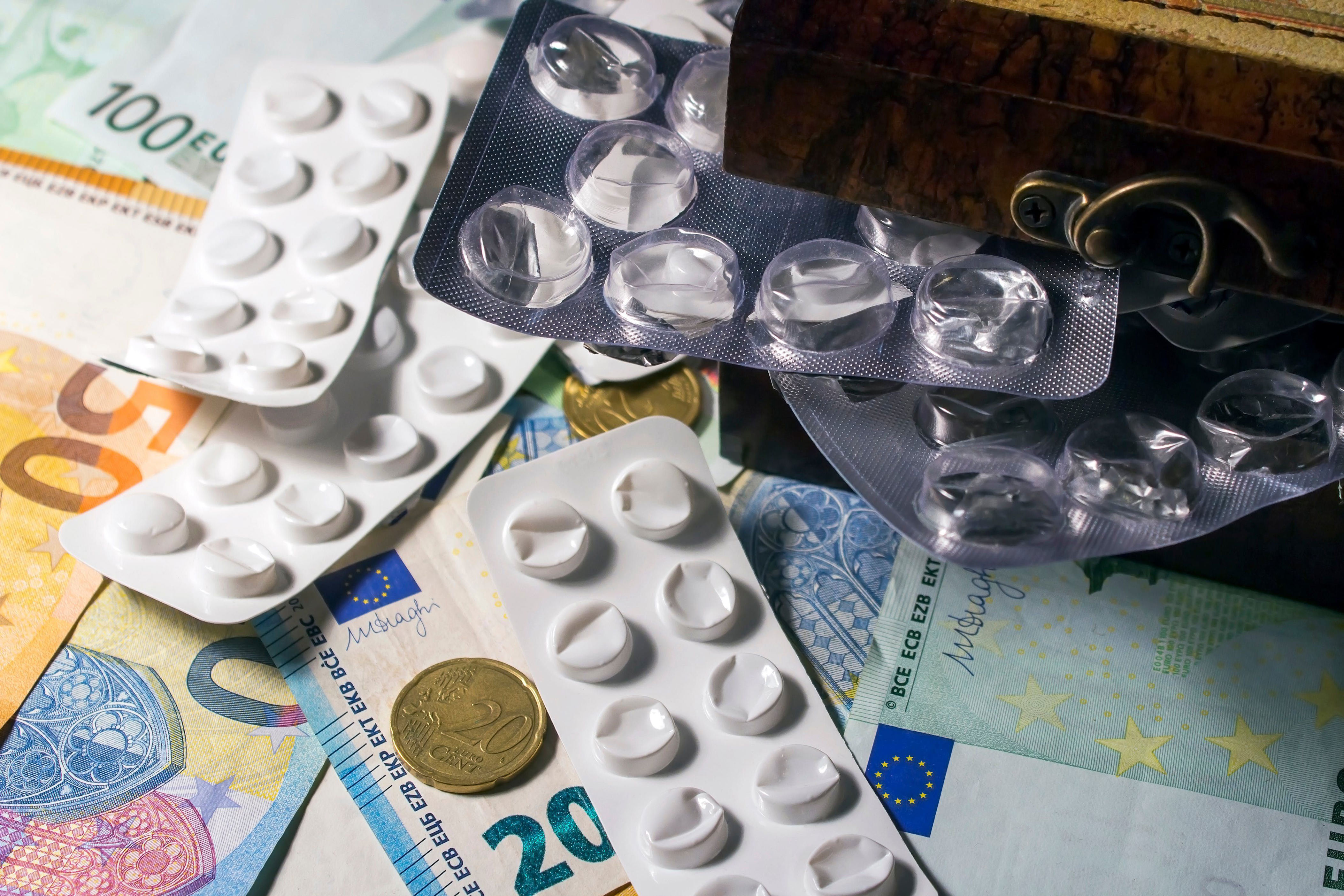 los pensionistas que pagan un 30% del precio de sus medicamentos en la farmacia en 2024