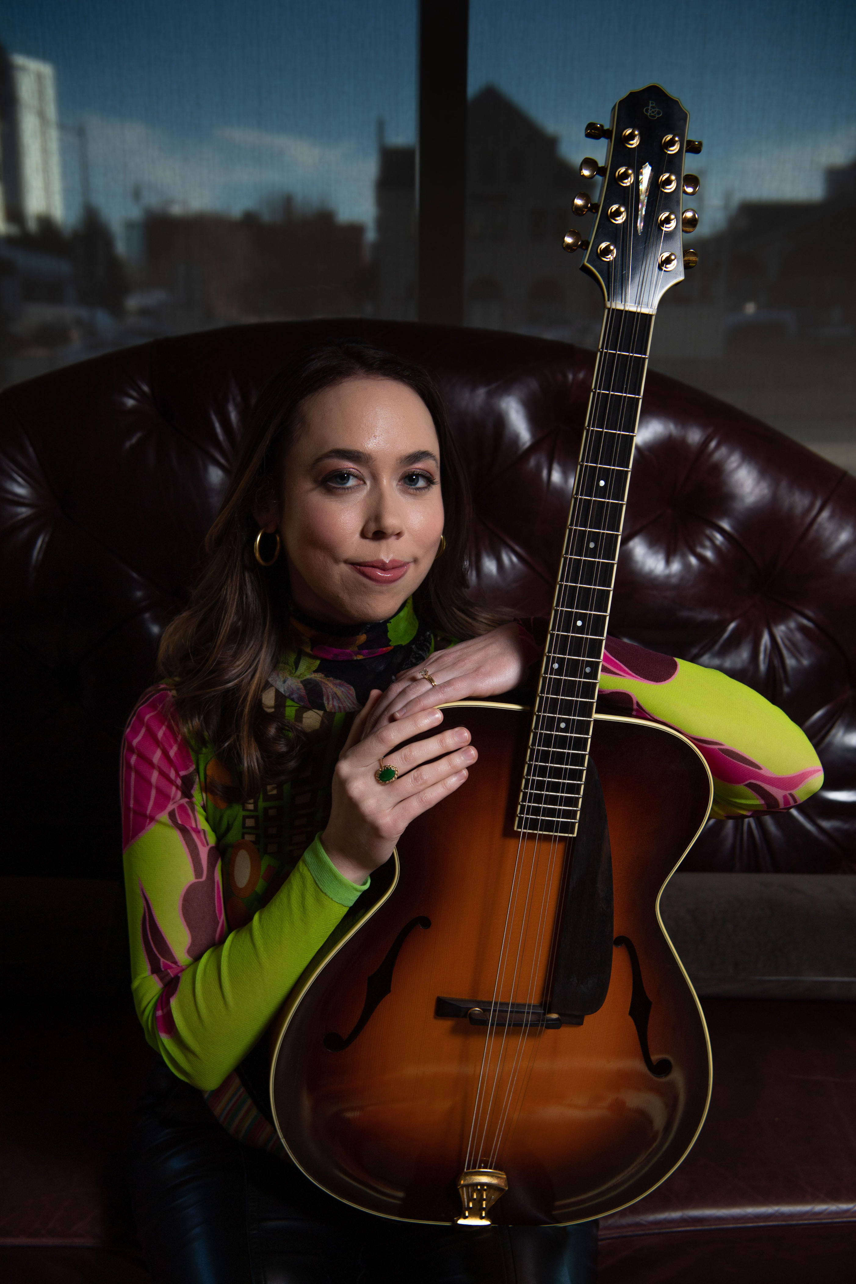 Singer Songwriter Sarah Jarosz Explores Sonic Textures In Collab Album   BB1hirim.img