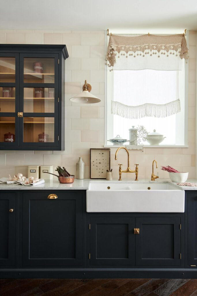 7 of the Best Kitchen Backsplash Trends of 2025