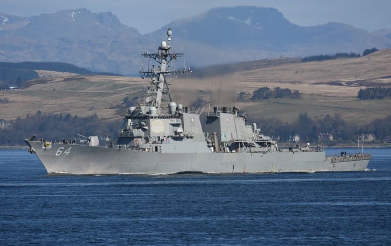 houthis fire missile at u.s. warship, uss carney shots it down