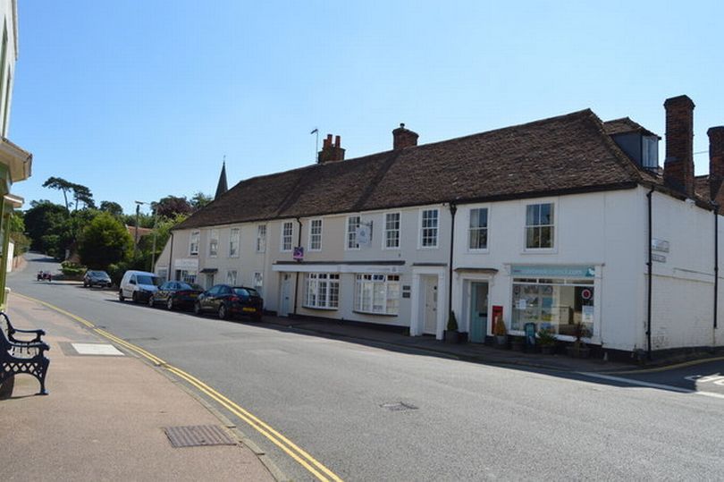 kent’s scenic village with michelin star pub, acclaimed hotel and ancient church
