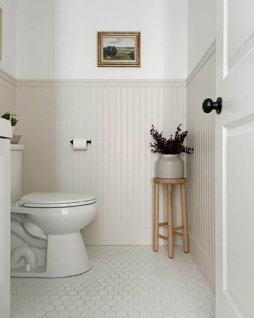 How To Choose Paint Colors For A Small Bathroom With No Windows   BB1hjvl7.img