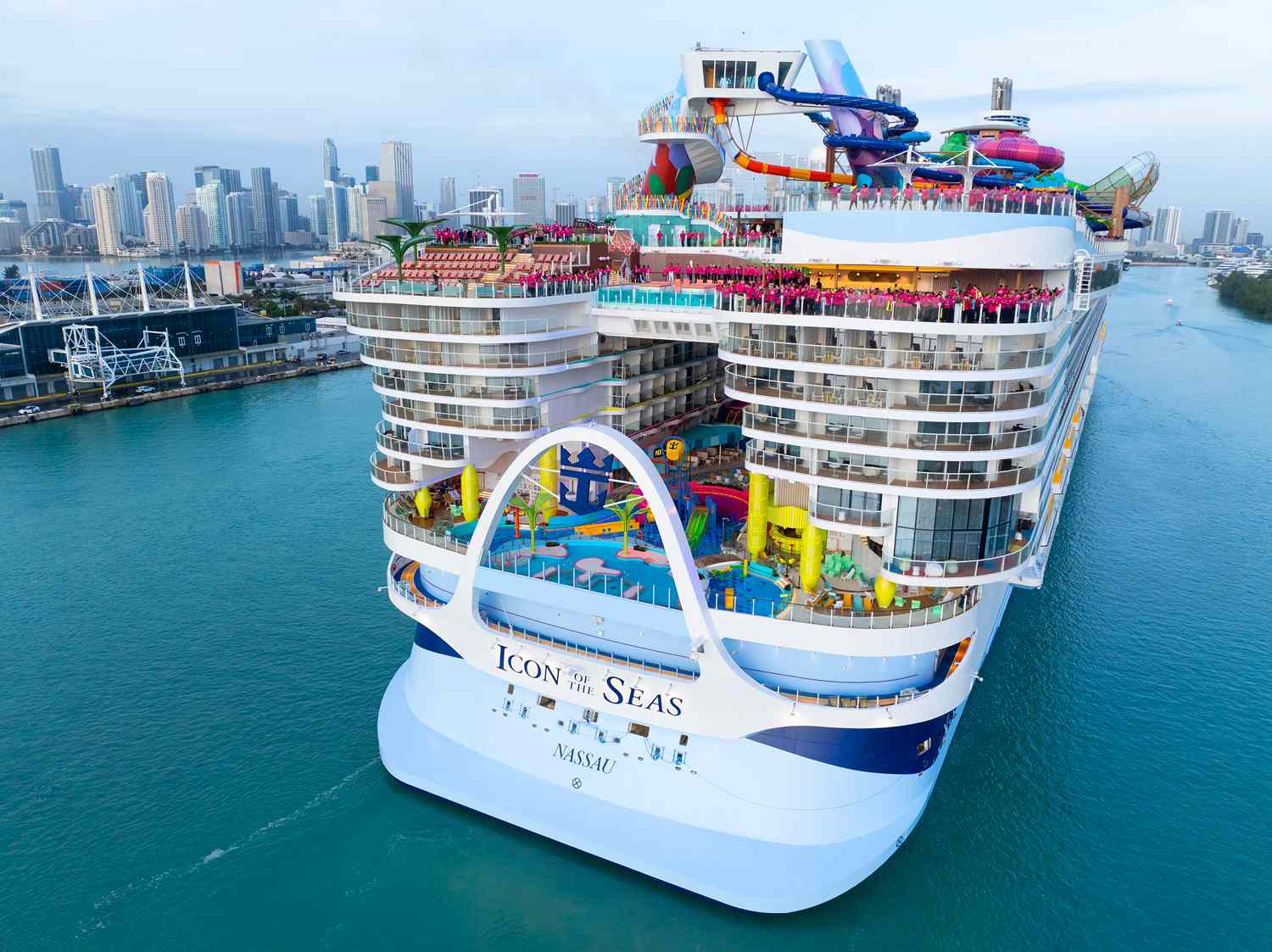 5 things you may not know about the world’s largest cruise ship — from its $100k stateroom to record-breaking pools