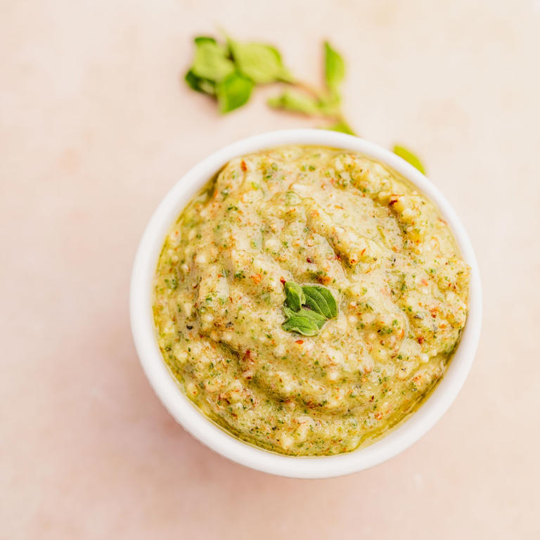 10-Minute Oregano Pesto Recipe