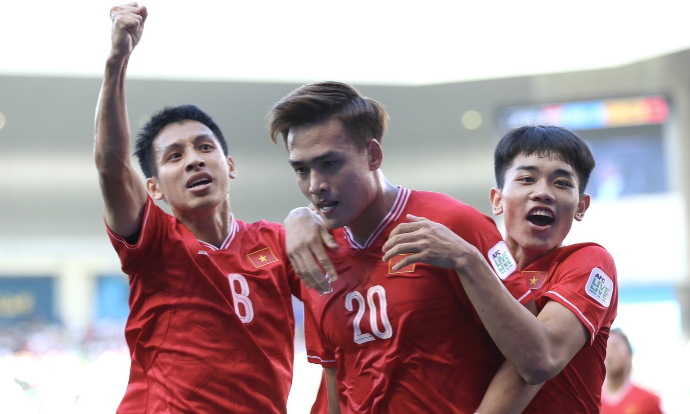 cnn indonesia lauds vietnam for scoring four goals against japan, iraq