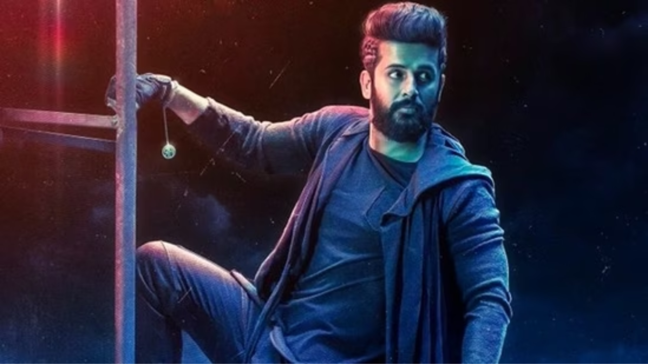 nithiin teases fans with 'robinhood' glimpse: a cinematic journey on stealing from the rich