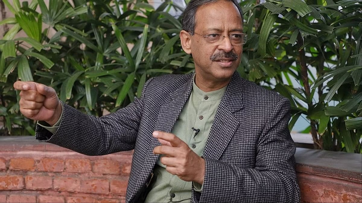 pmo’s ak sharma ‘wanted illegal favour for industrialist’, says ex-coal secretary anil swarup