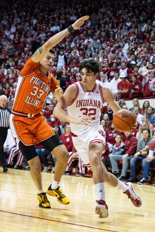 How To Watch Indiana Basketball Against Illinois Saturday