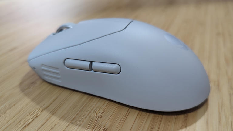 Alienware Pro Wireless Gaming Mouse review: Did a wizard design this?