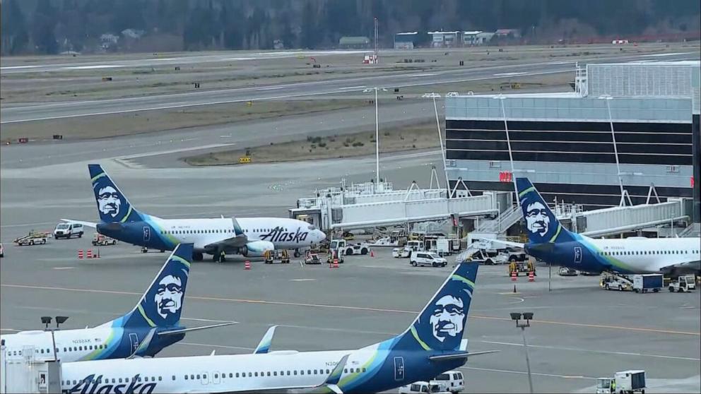 alaska airlines resumes flying boeing 737 max 9 plane after door plug blowout